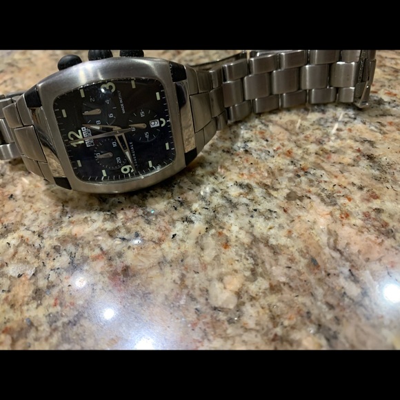 Watch - Picture 4 of 4